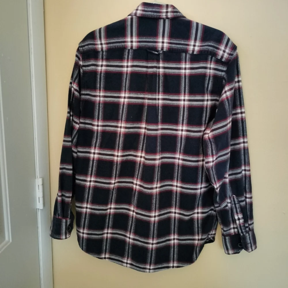 Jachs Set Of 2 Mens Cotton Flannel Mens Shirts M Check Plaid Modern Outdoorsy